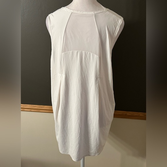 Lululemon Size 10 Sculpt Tank Top White Reflective Details - Picture 5 of 6